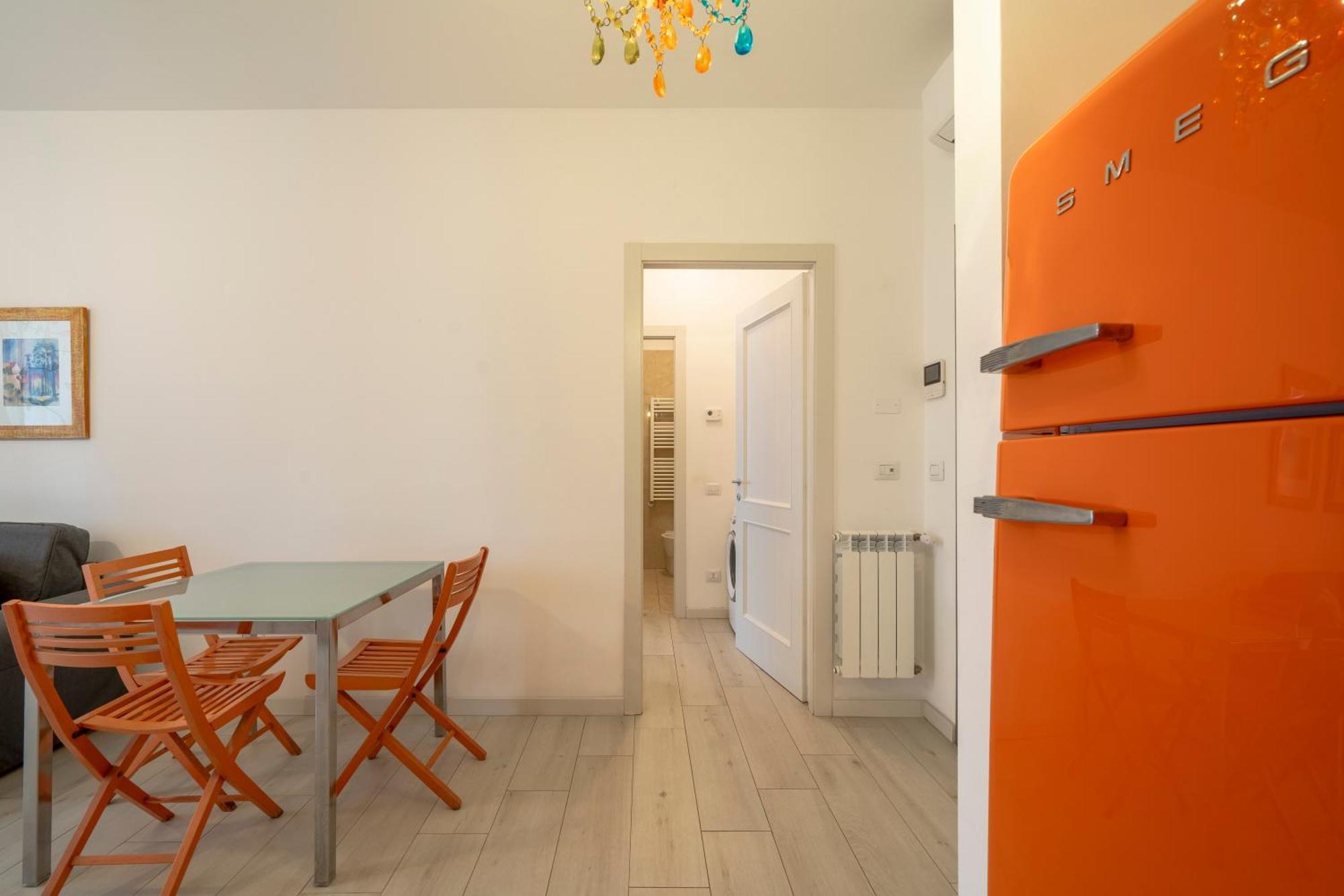 Orange - Bhome Apartment *