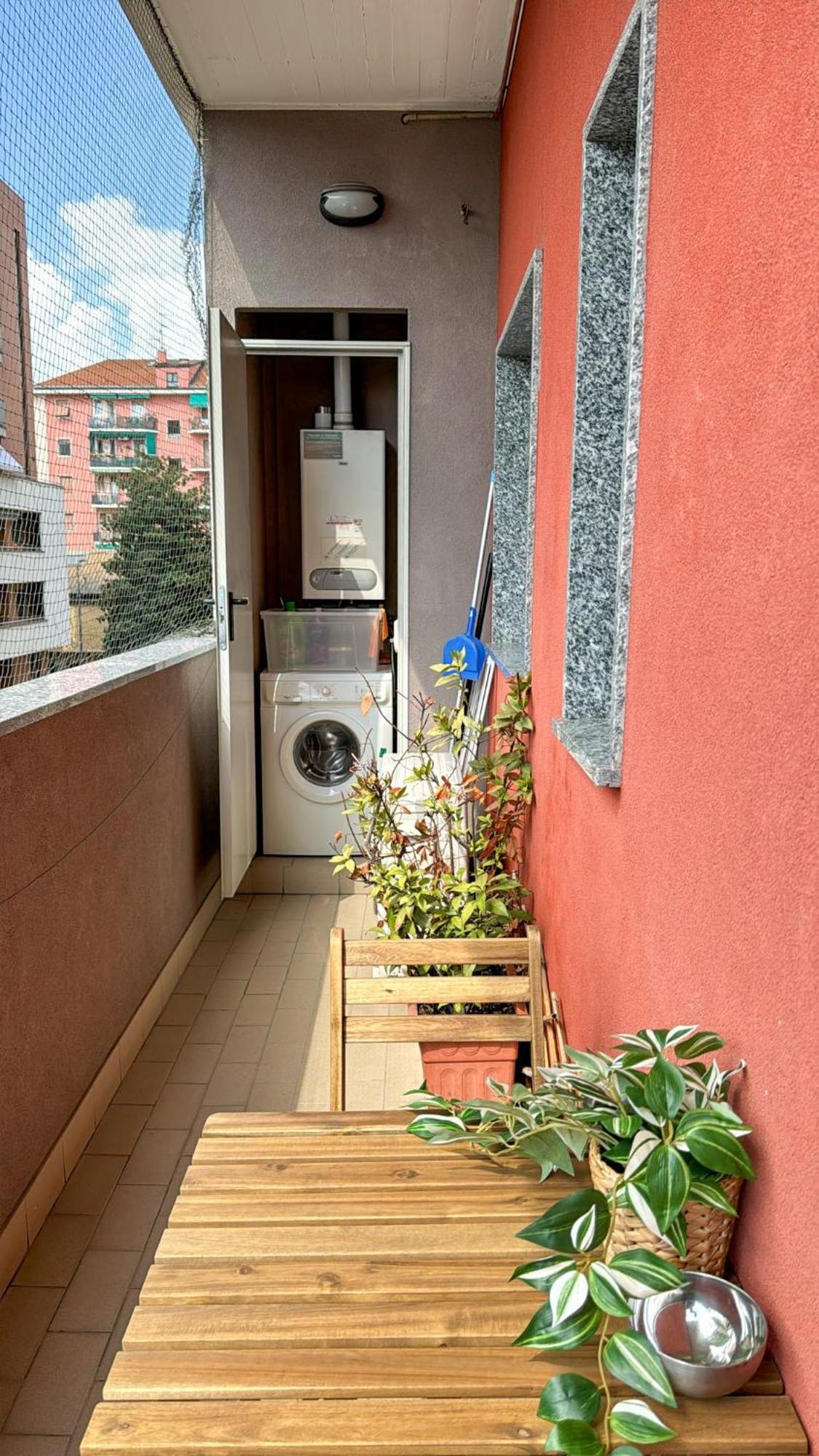 Home In Town - Niguarda - Metro M3 Sotto Casa - Duomo In 12Min Apartamento *