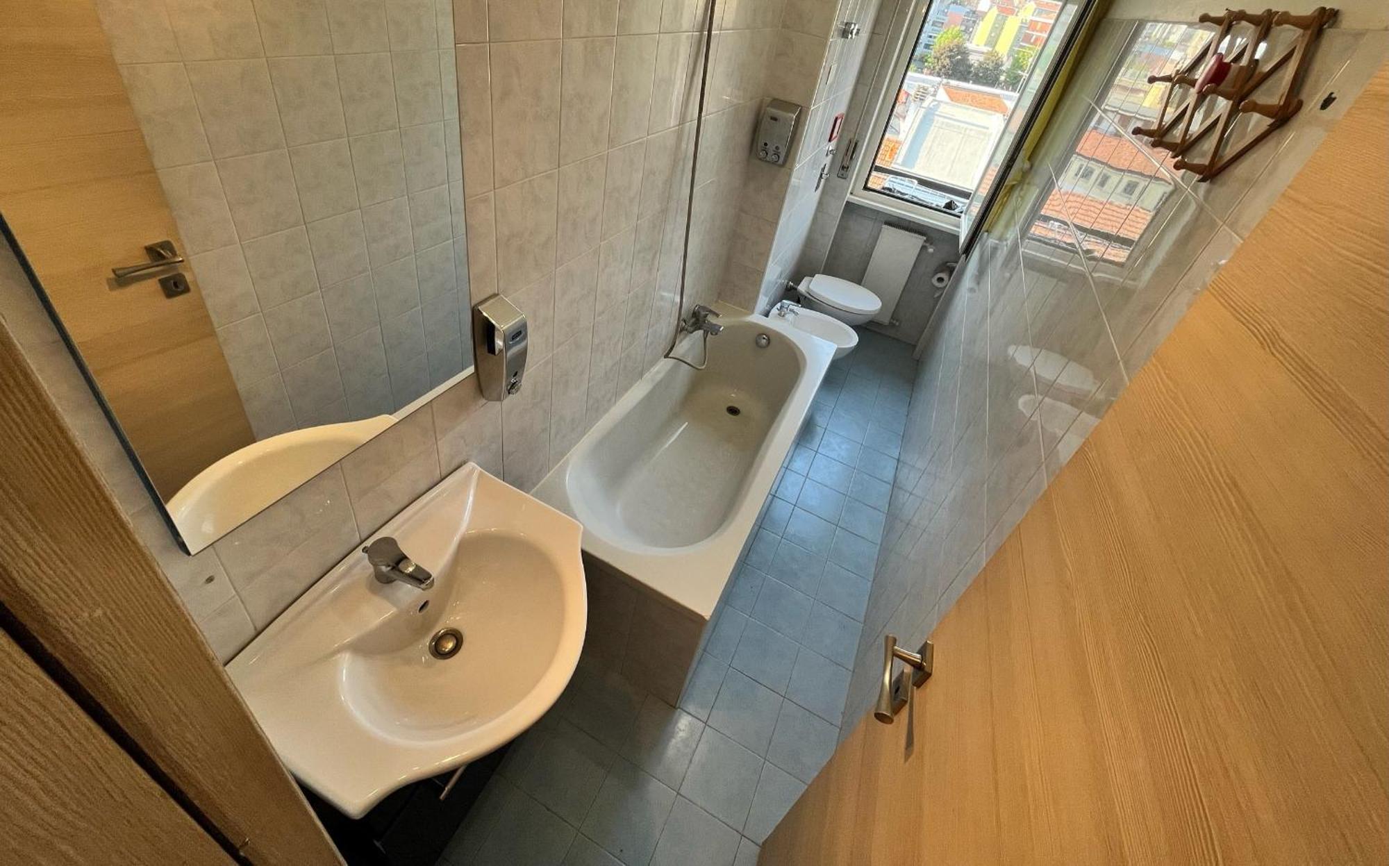 Very Nice Flats With Balcony And Close To The Metro * Milan