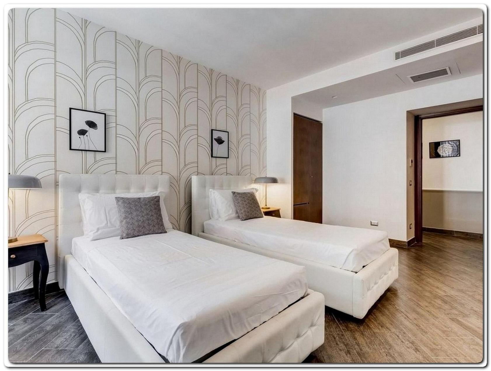Apartment In Milano-checkprofile