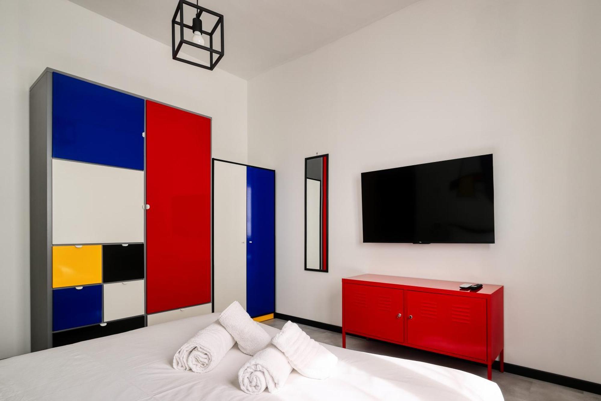 Casa Mondrian