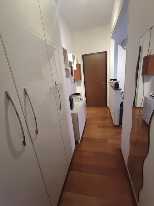 Apartment Esplora Comodamente E Poi Riposa Tranquillo Milan
