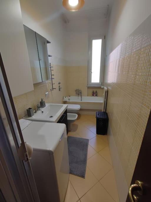 Esplora Comodamente E Poi Riposa Tranquillo Apartment Milan