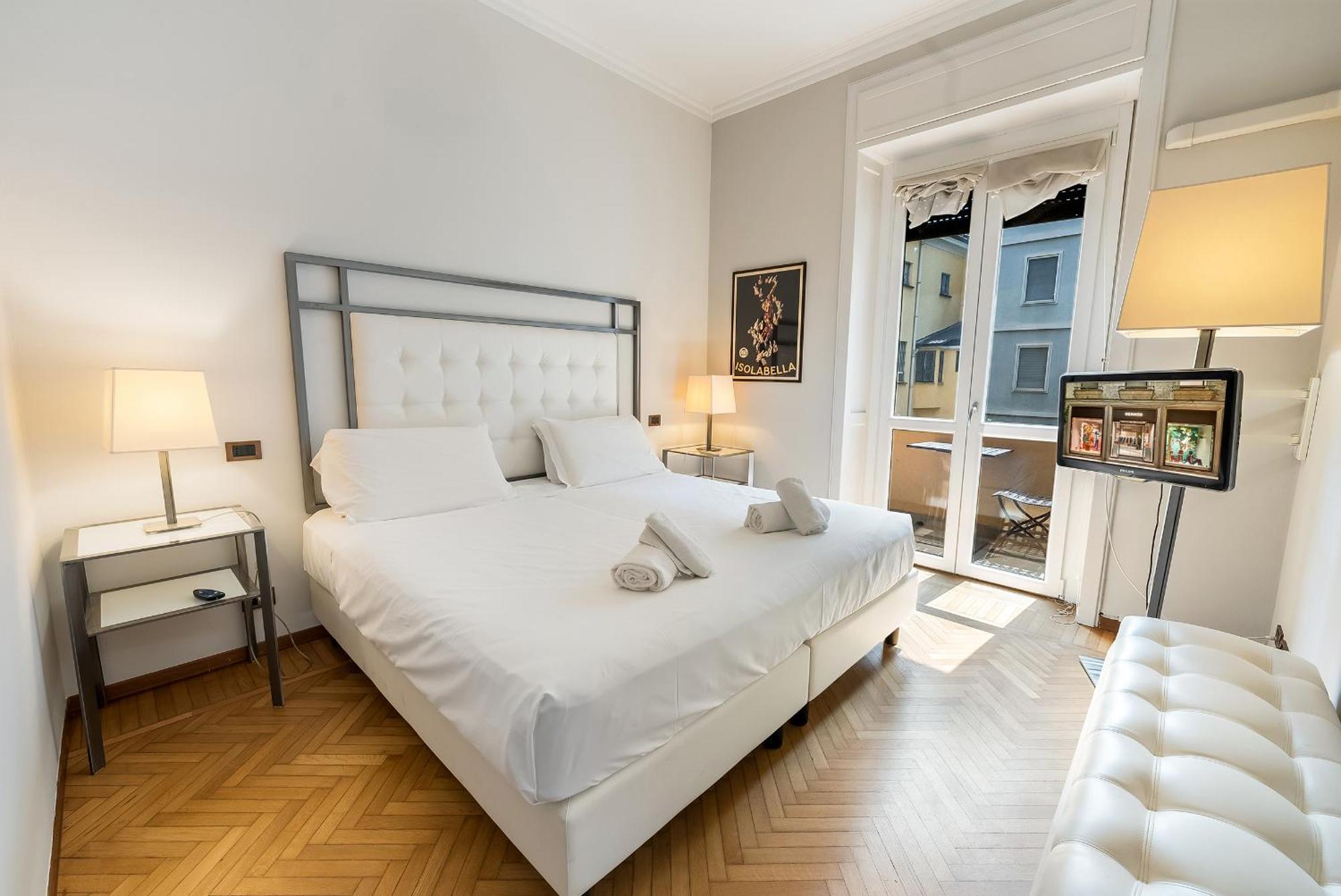 Apartment Tra Via Brera E Via Spiga, Deluxe Milan