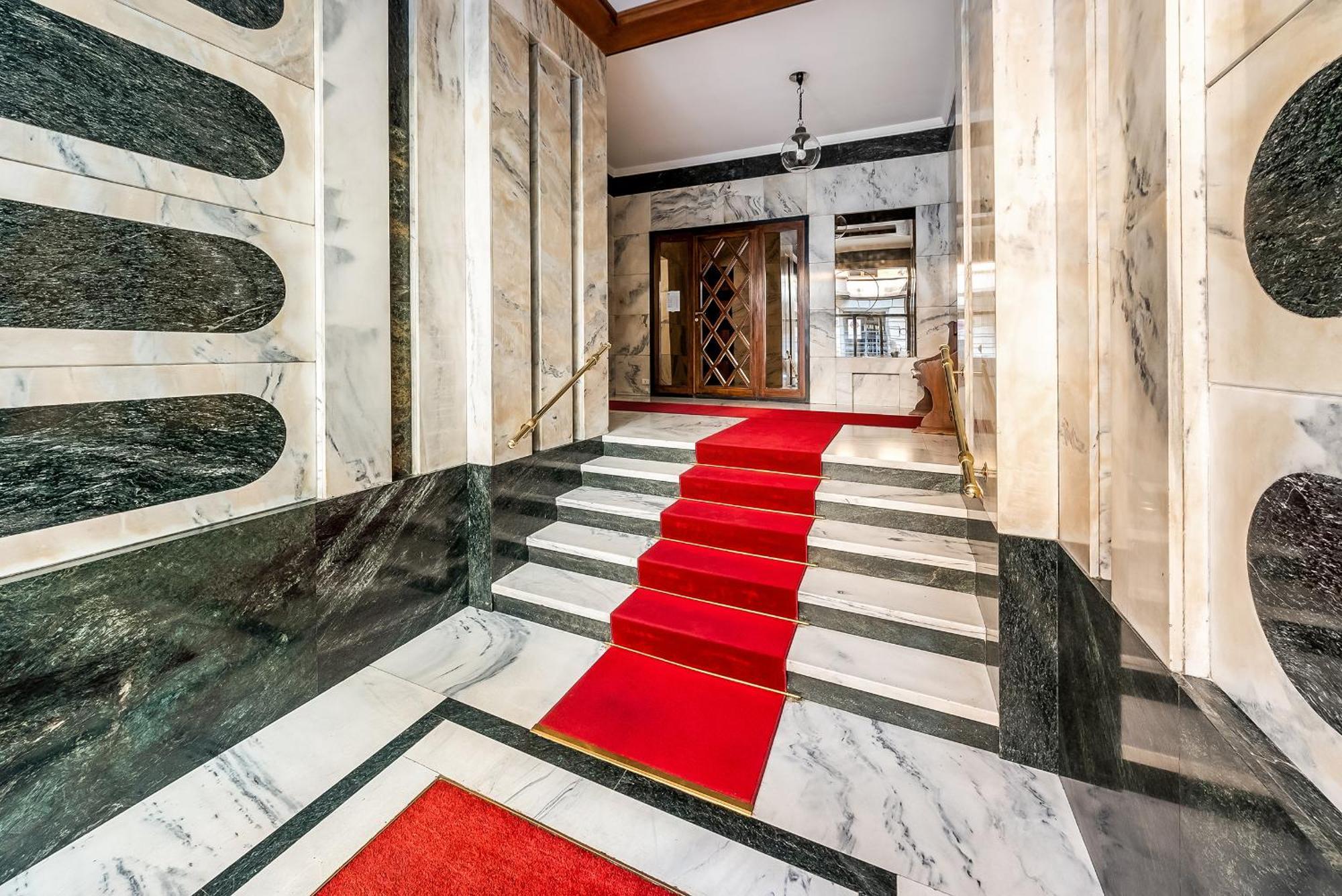 Apartment Tra Via Brera E Via Spiga, Deluxe Milan