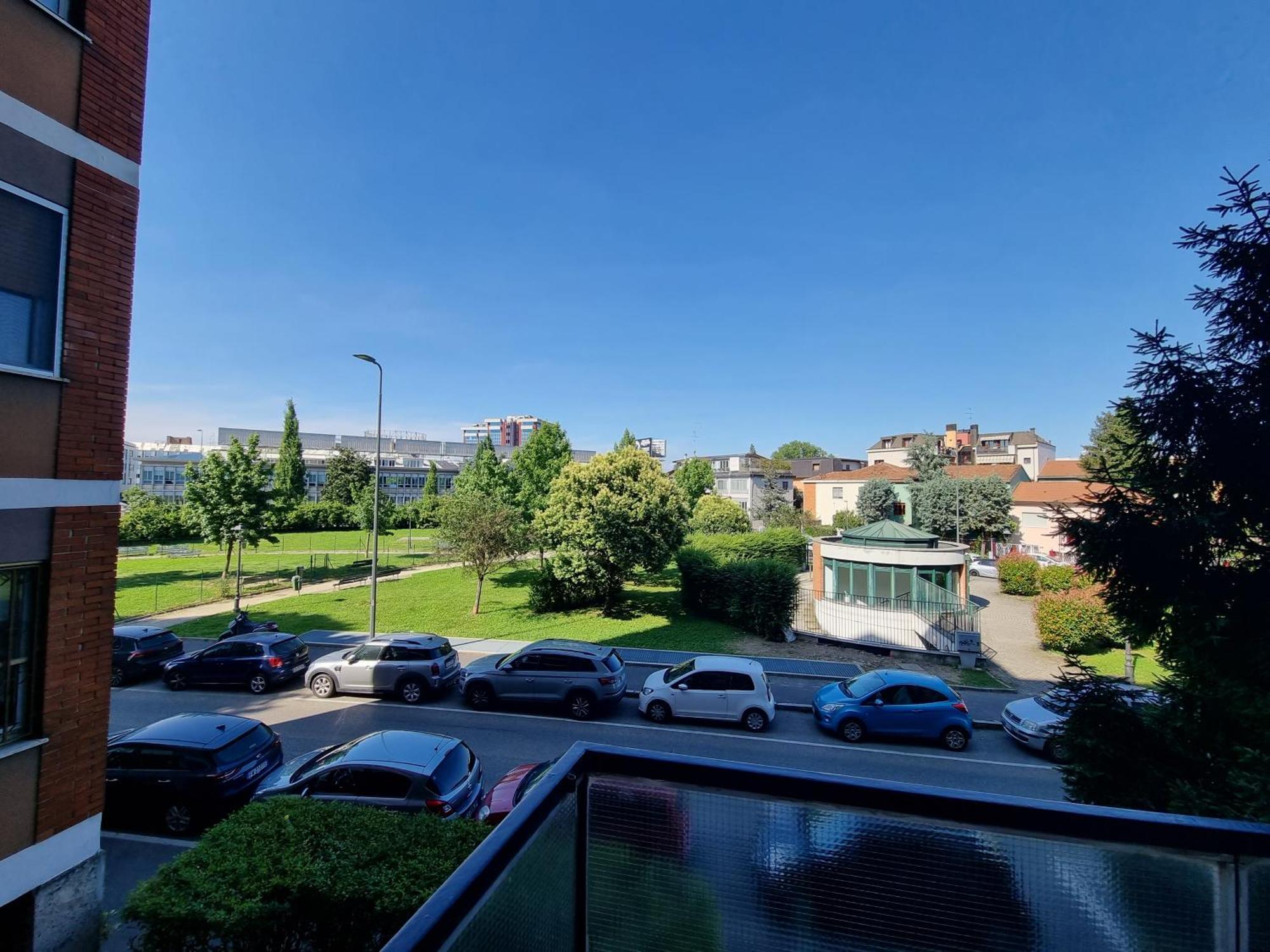 Maragda House Linate - Duomo- San Babila Apartamento *