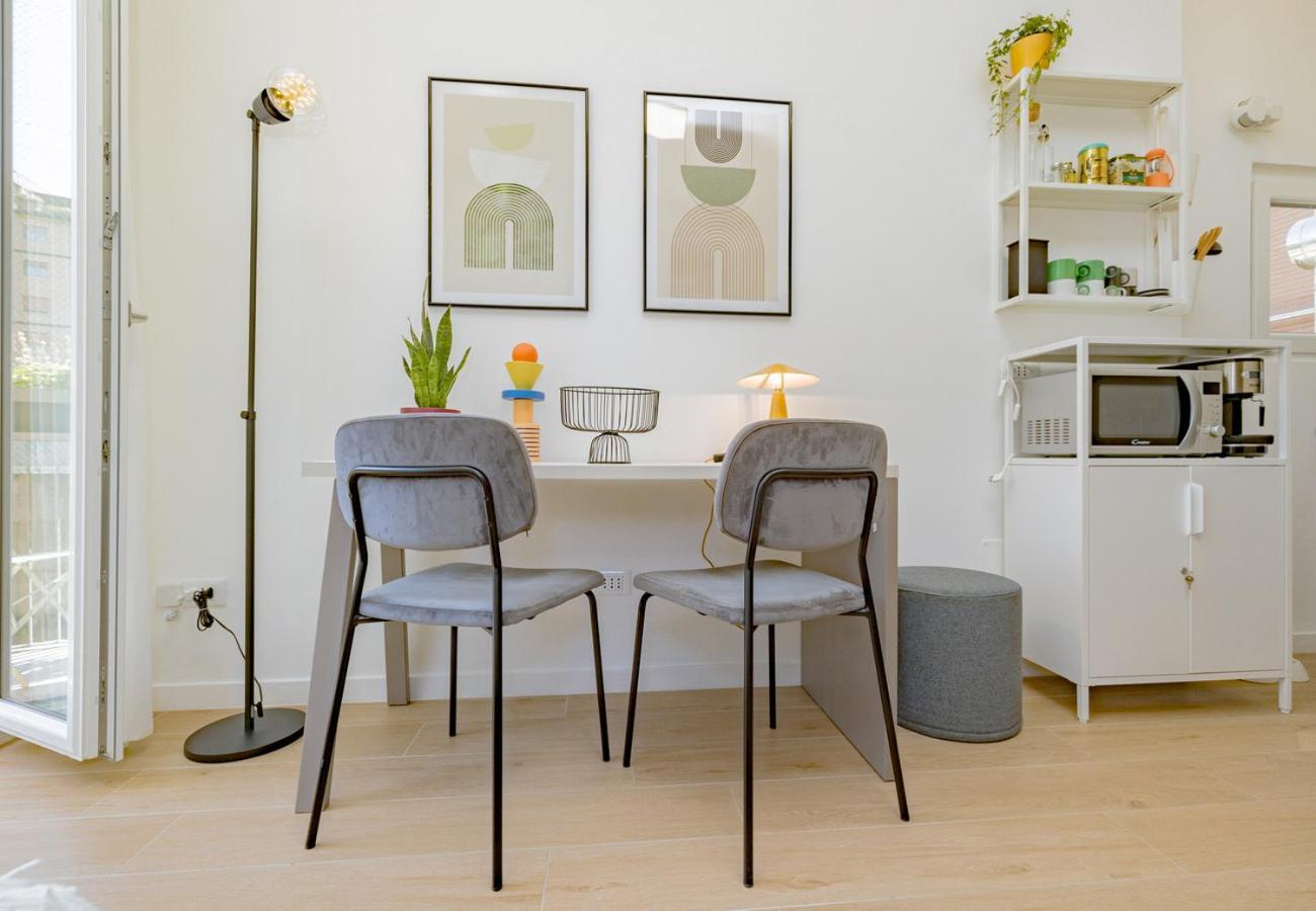Comfy & Chic Vicino Famagosta E Universita Iulm Apartment Milan