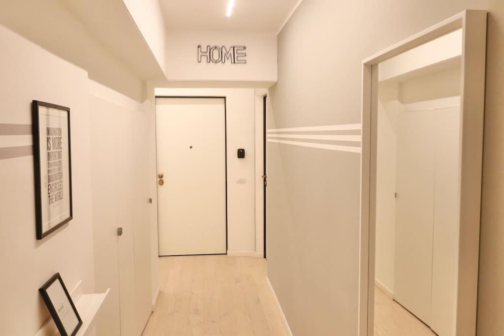 Mini Attic In Center Corso Buenosaires * Milan