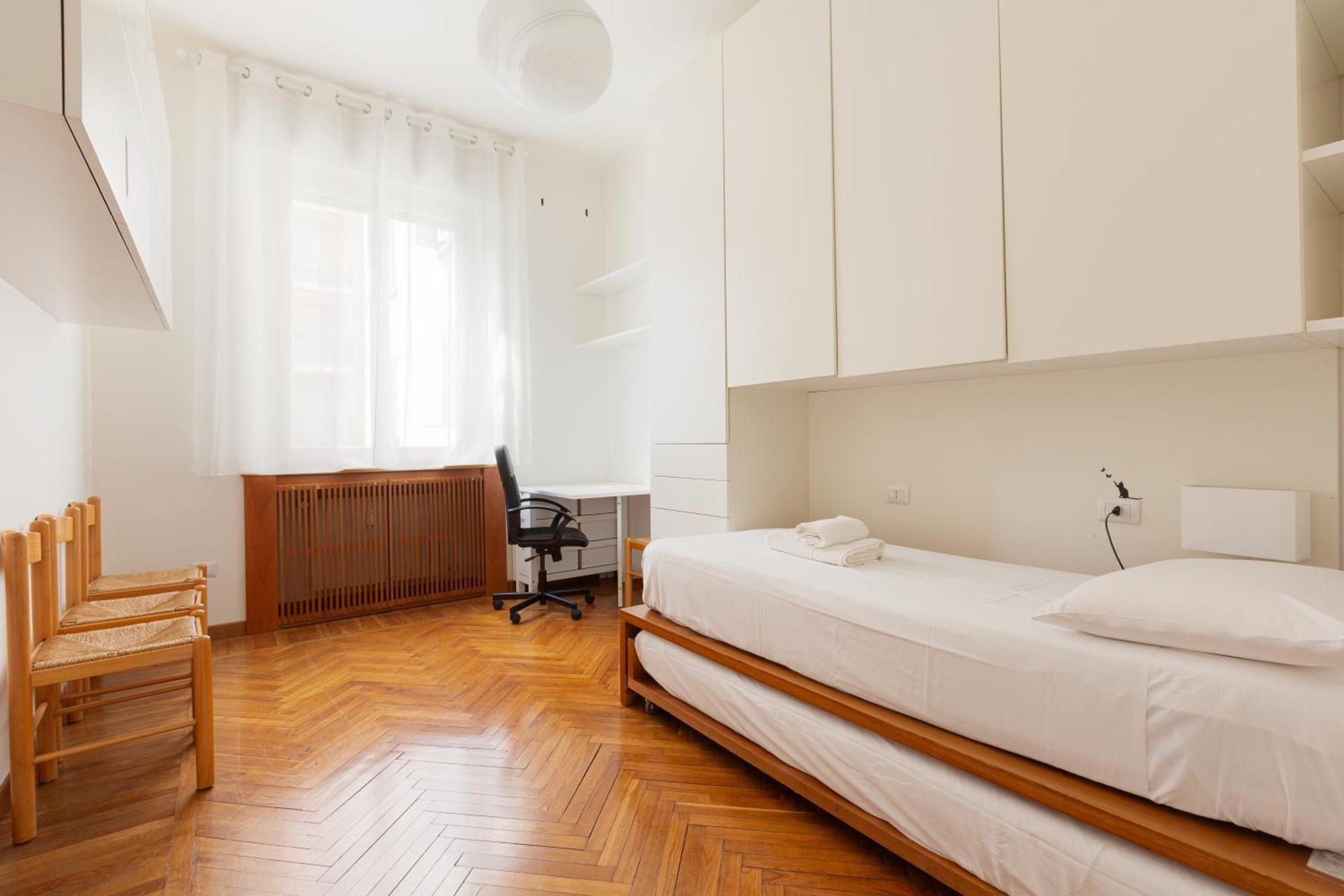 Apartment Porta Ticinese - Modern Milan