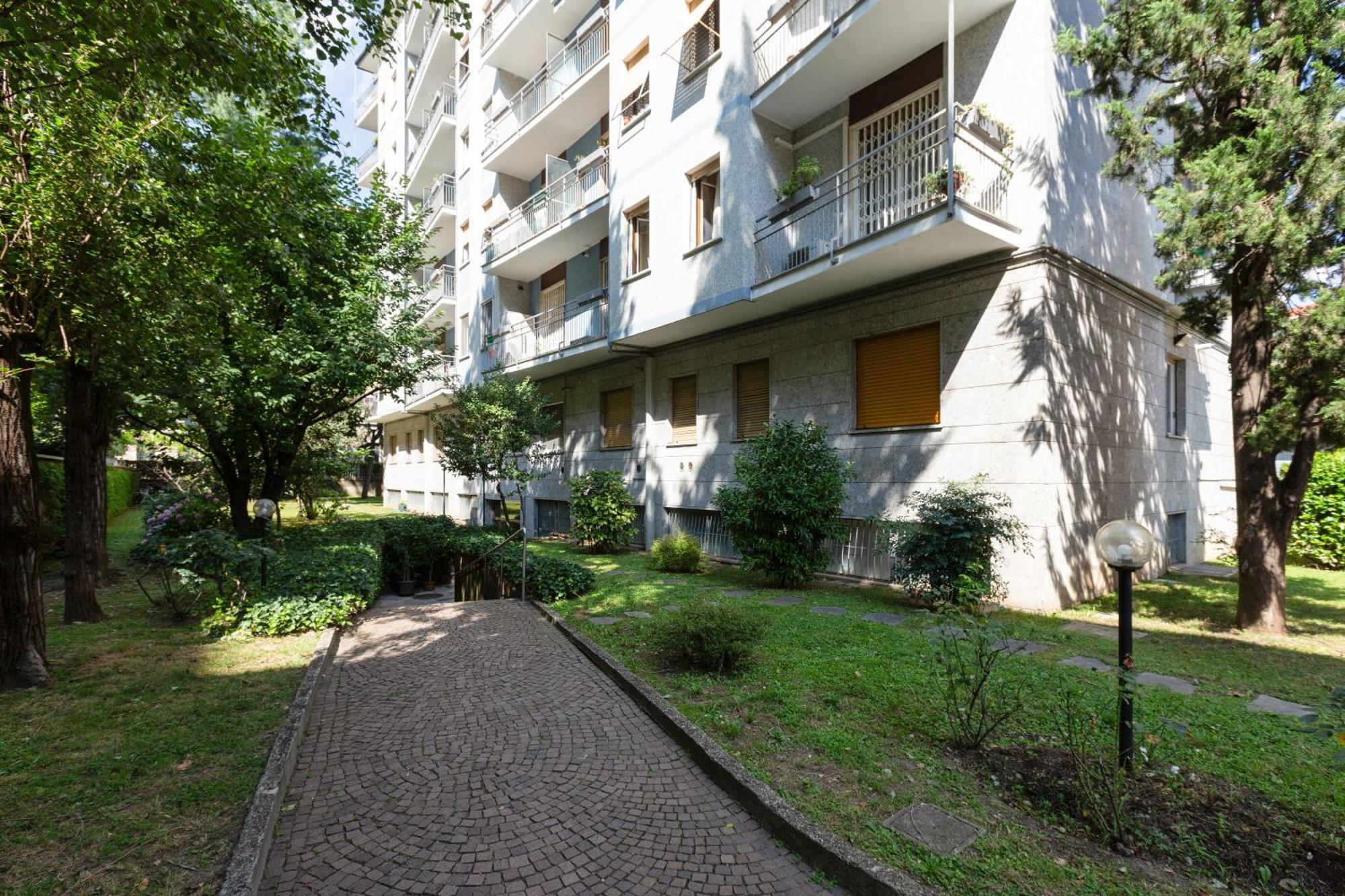Apartamento Ca' Granda M5 & Bicocca - With Parking Milão