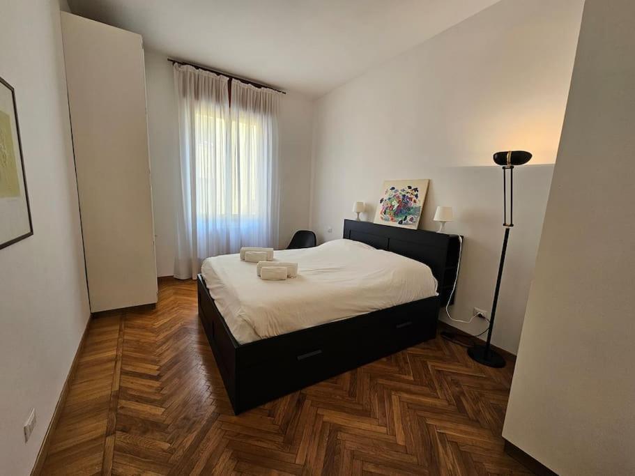 Corso Genova Urban Living In Apartment Milan