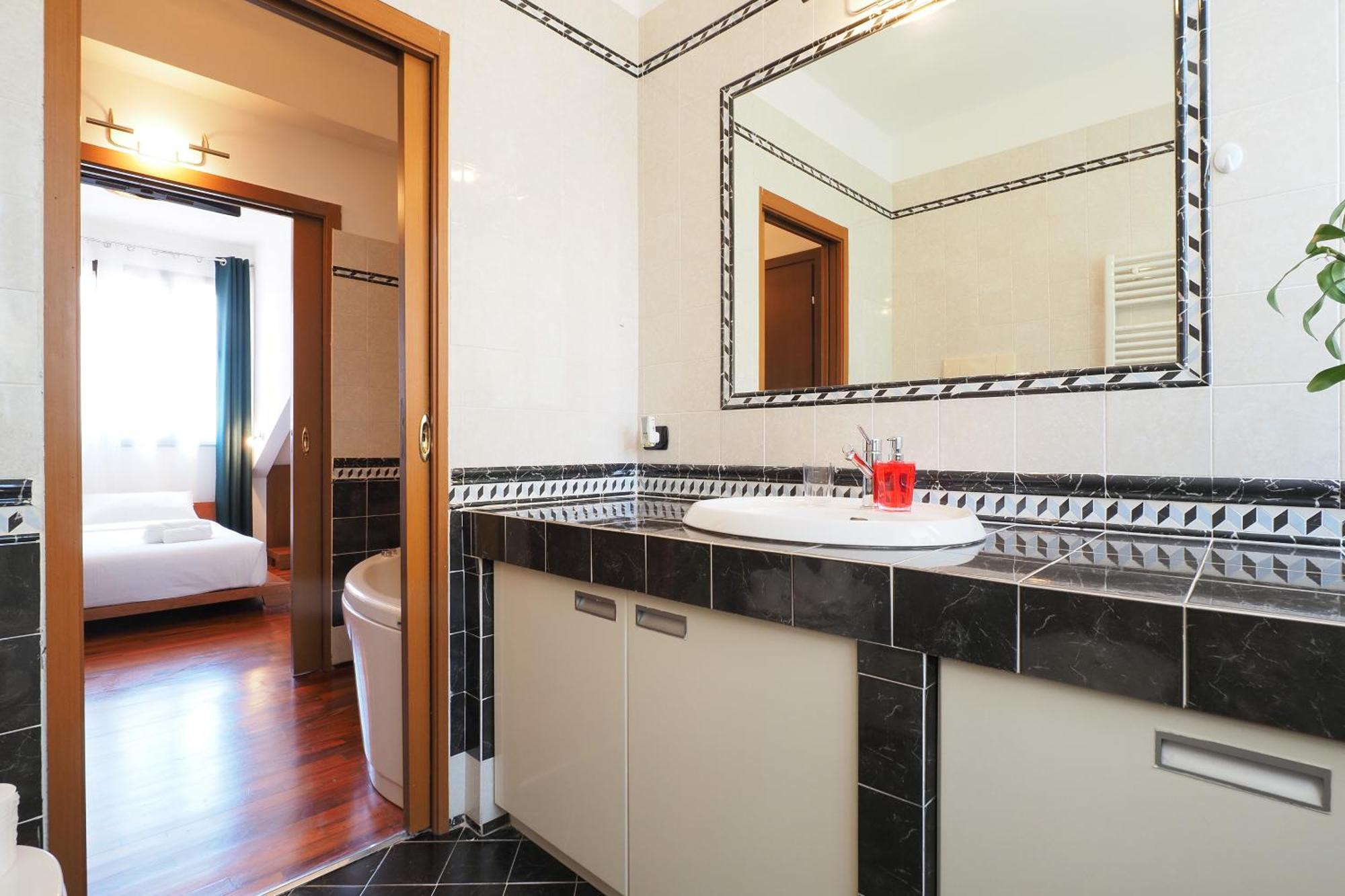 Appartamento Primopiano - Savona 1 *