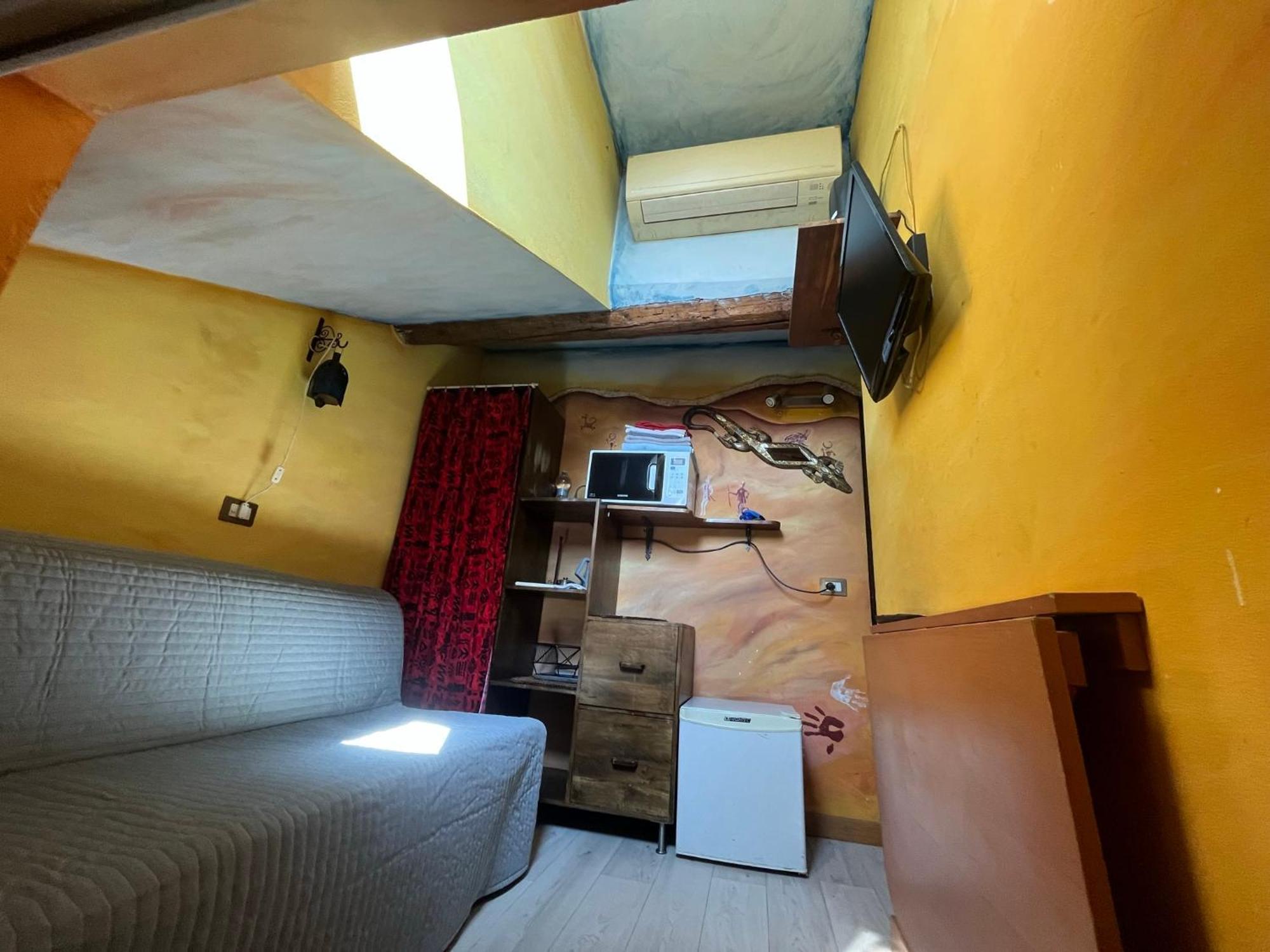 A.c.& G.o. Apartment Milan