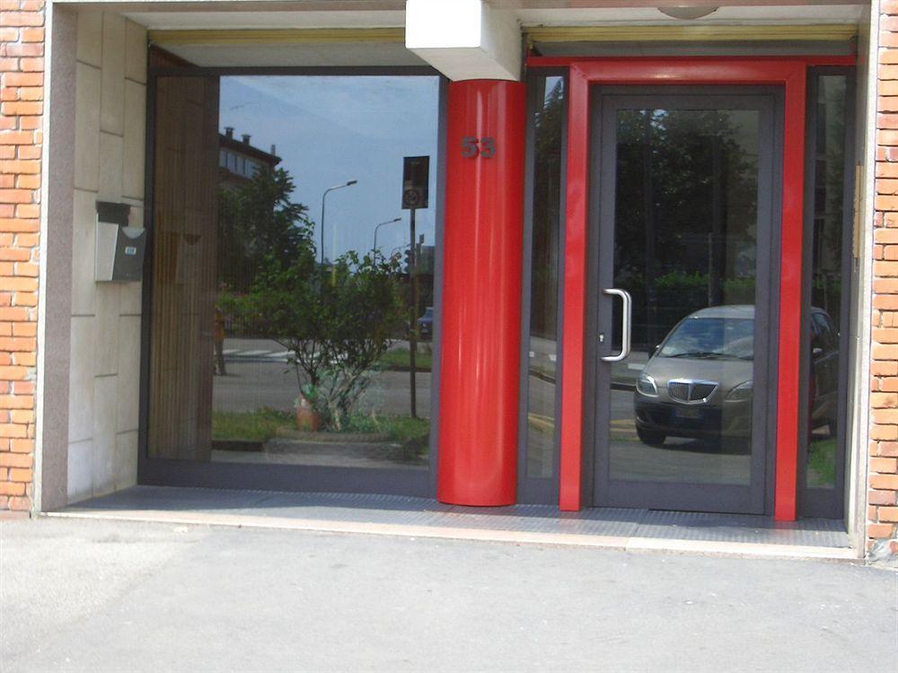 Bed & Breakfast Parco Lambro 2*