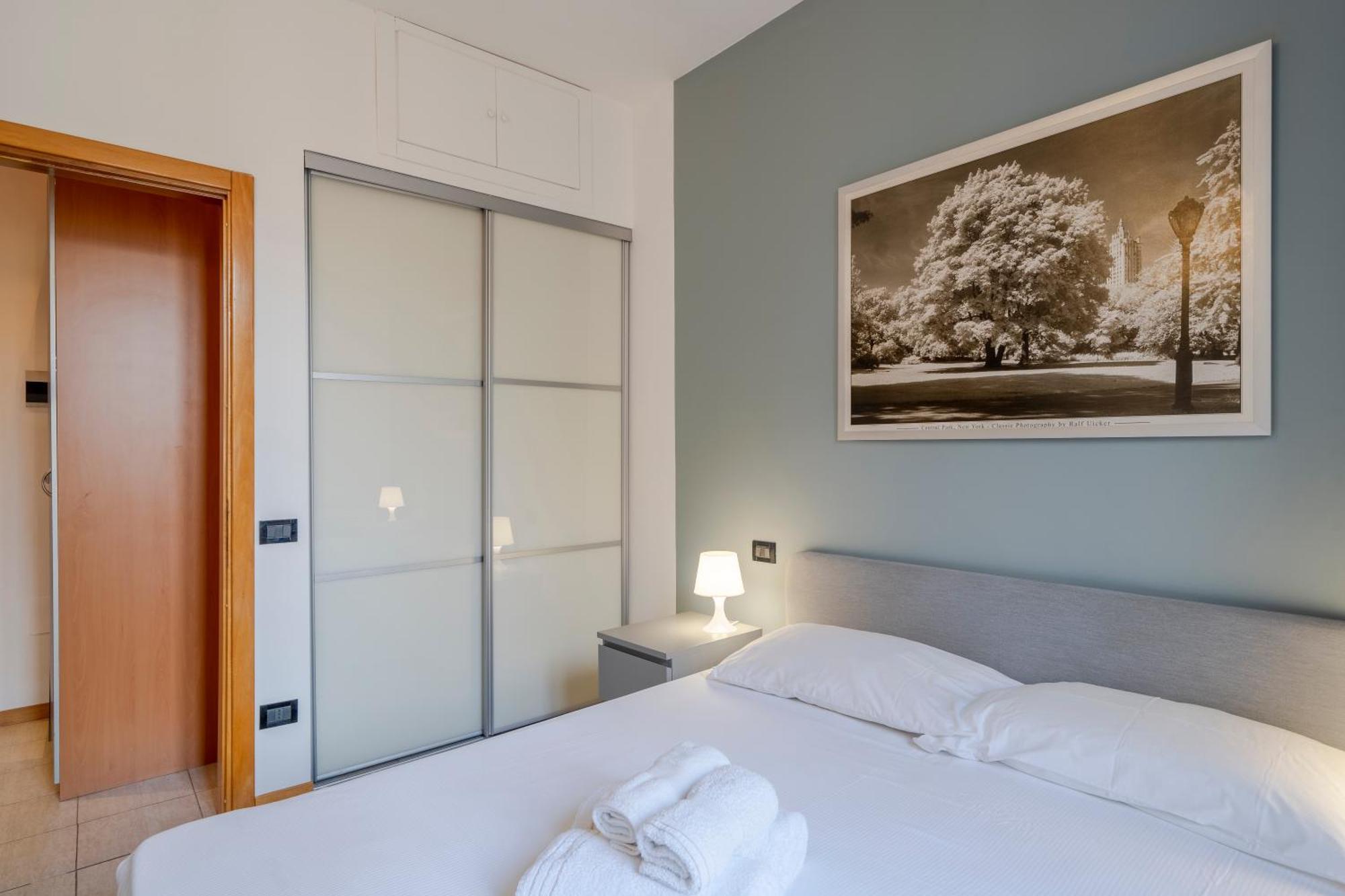Easylife - Classic And Comfy Porta Romana Flat Inn