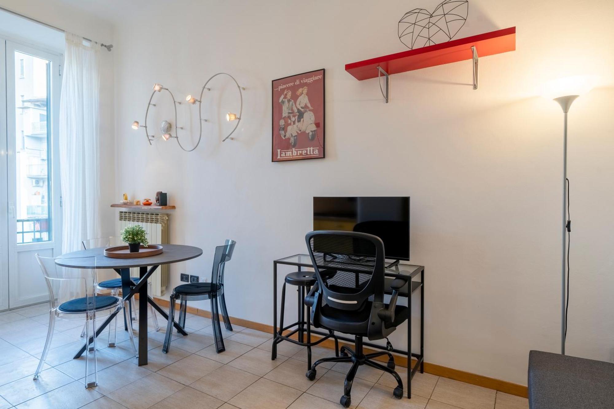 Easylife - Classic And Comfy Porta Romana Flat Inn *