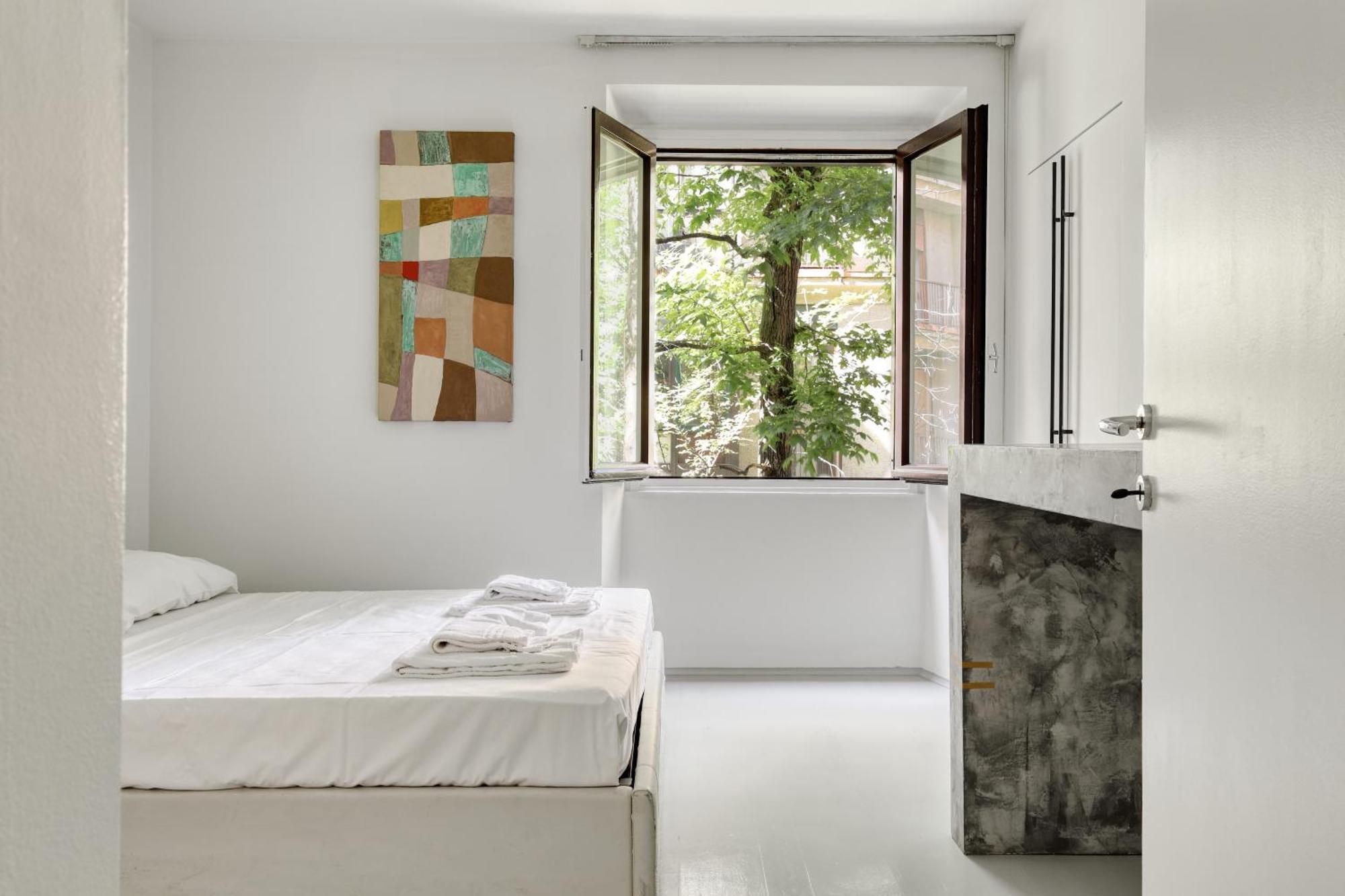 Brera - Bright And Cosy 2 Bedrooms Apt- Via Solferino Milan