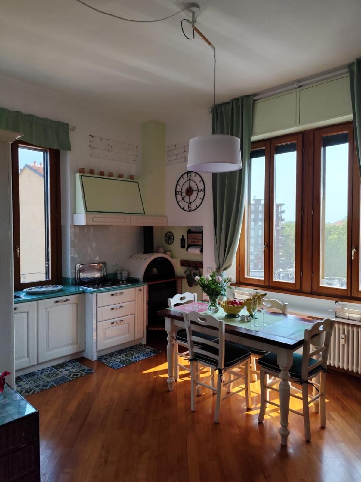 Alice's Apartment