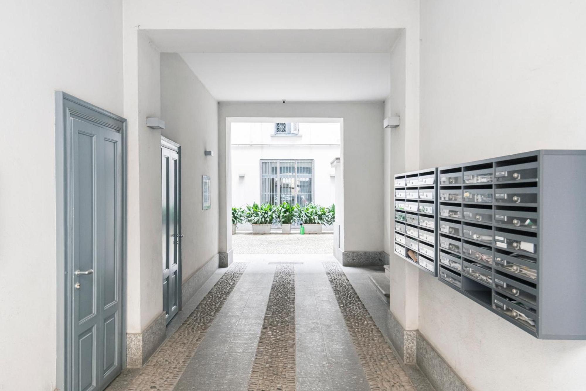 Easylife - Elegante Moderno E Accogliente - La Tua Oasi In Citta Milan