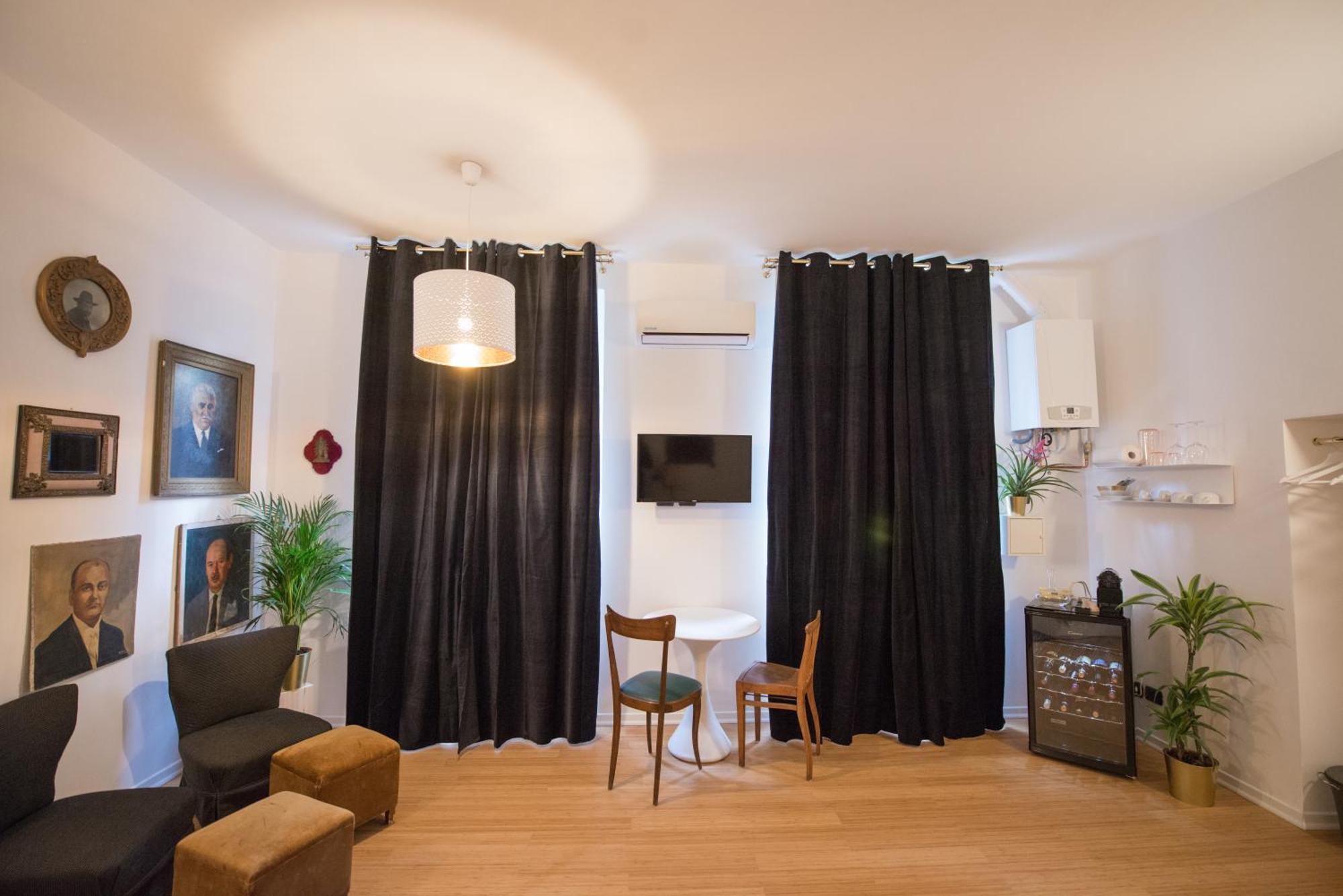 Small Studio 5 Min To The Metro Milan