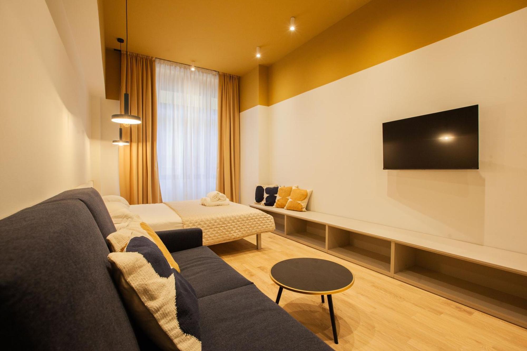 Hotel Cvm 19