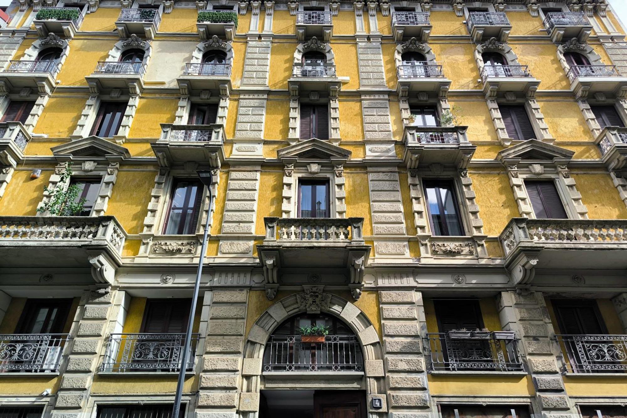Apartment Joivy Cosy 1br Flat Near Montanelli Gardens Milan
