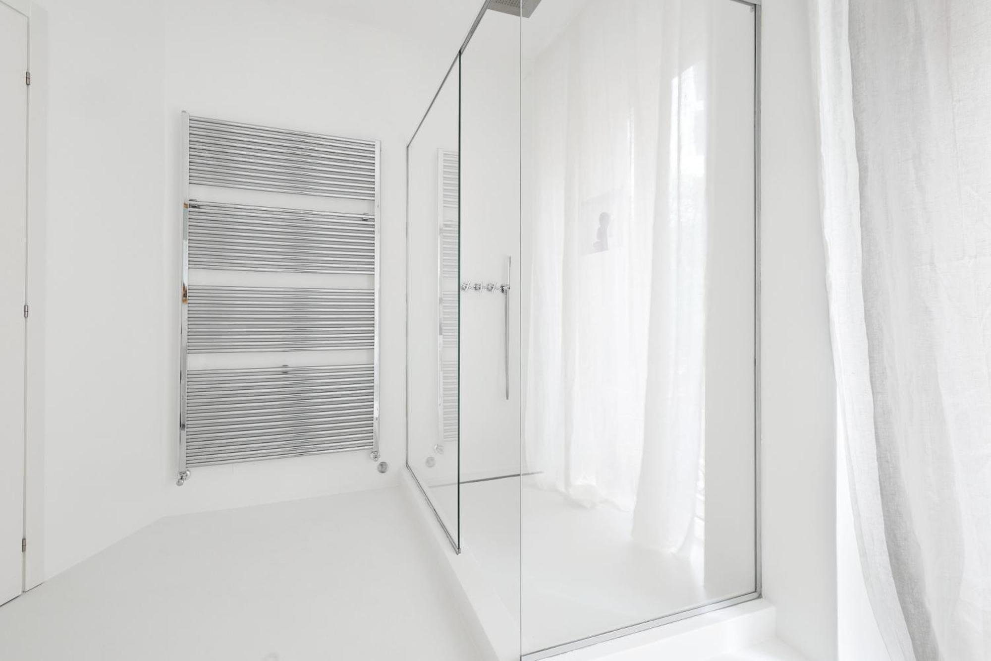 Stylish And Spacious Flat - Porta Venezia Milan