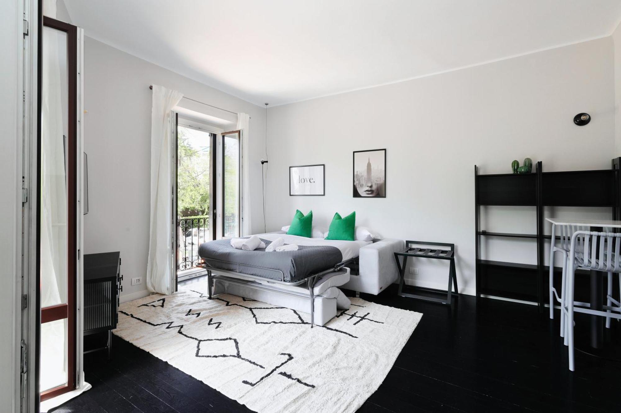 Stylish And Spacious Flat - Porta Venezia Apartment Milan