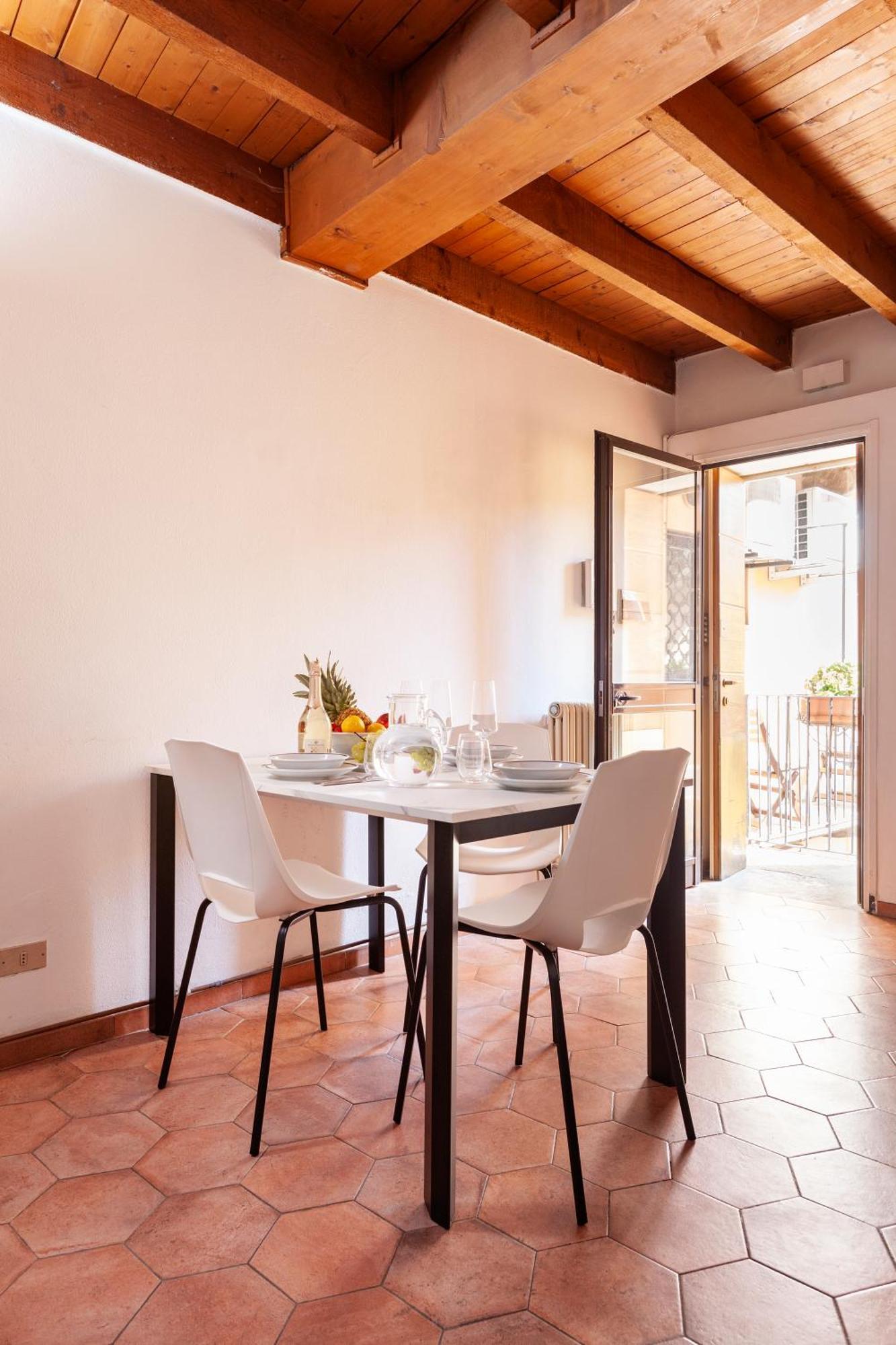 Apartment Via Torino Milan
