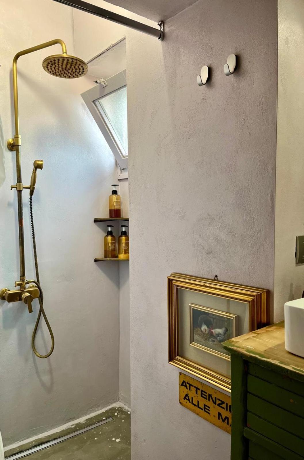 Charming And Design Attic Loft In Coolest Area Navigli Ticinese Milão