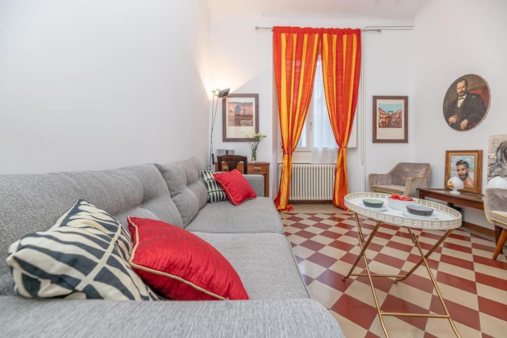 La Casa Di Ross Apartment
