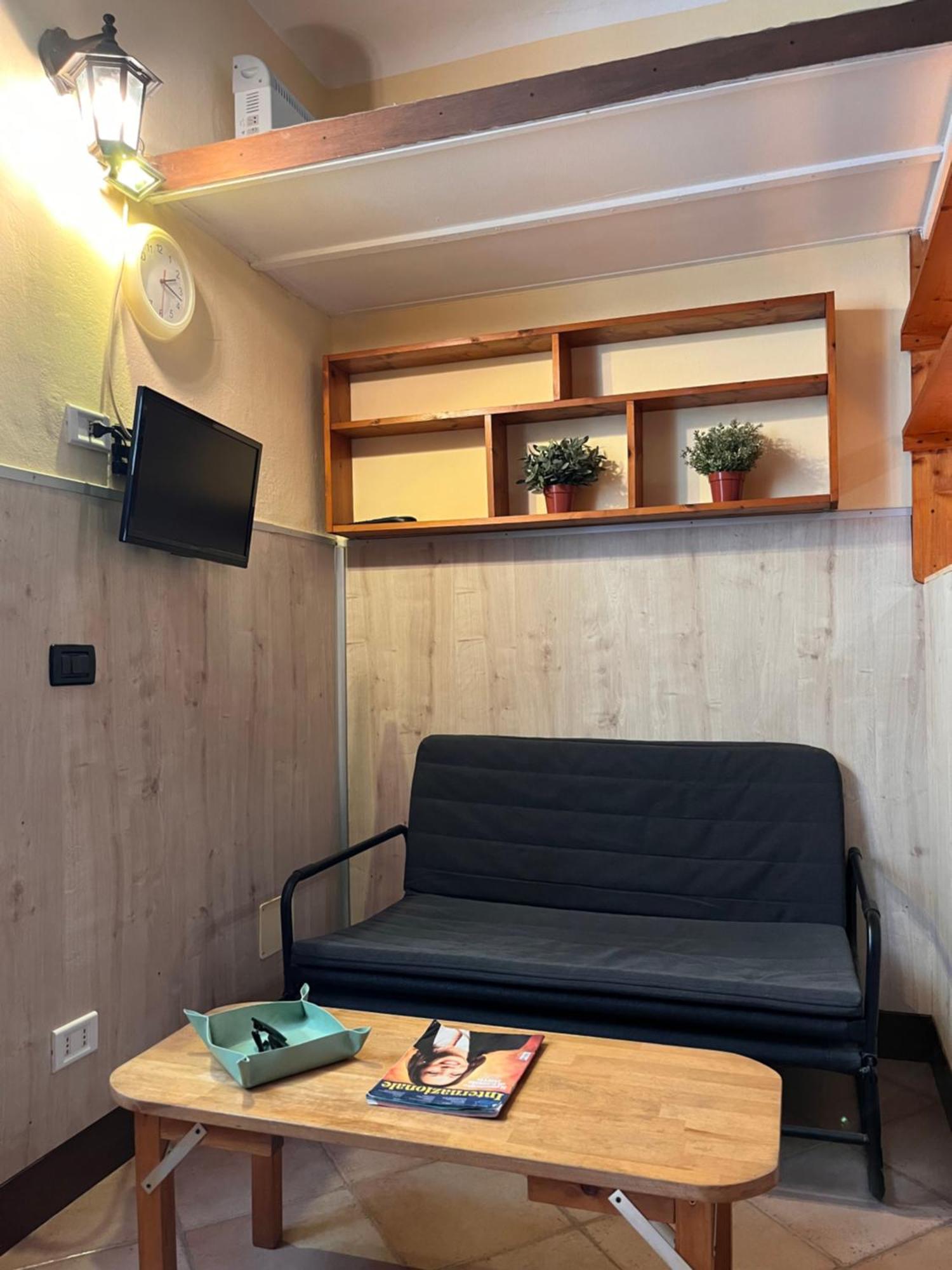 Tiny Wood Apartment Milan