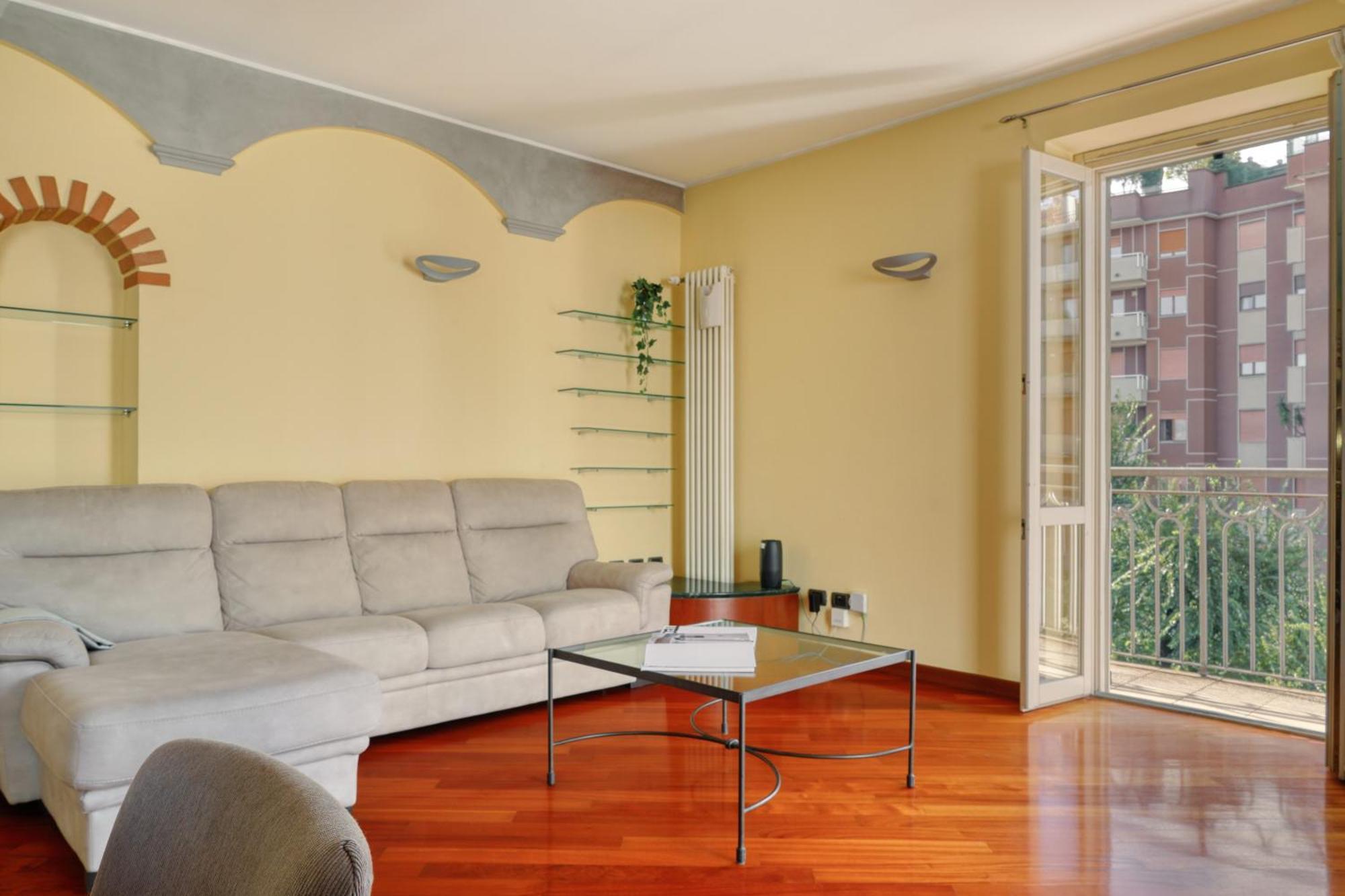 Apartment Joivy Delightful 2br Flat Near Navigli Milan
