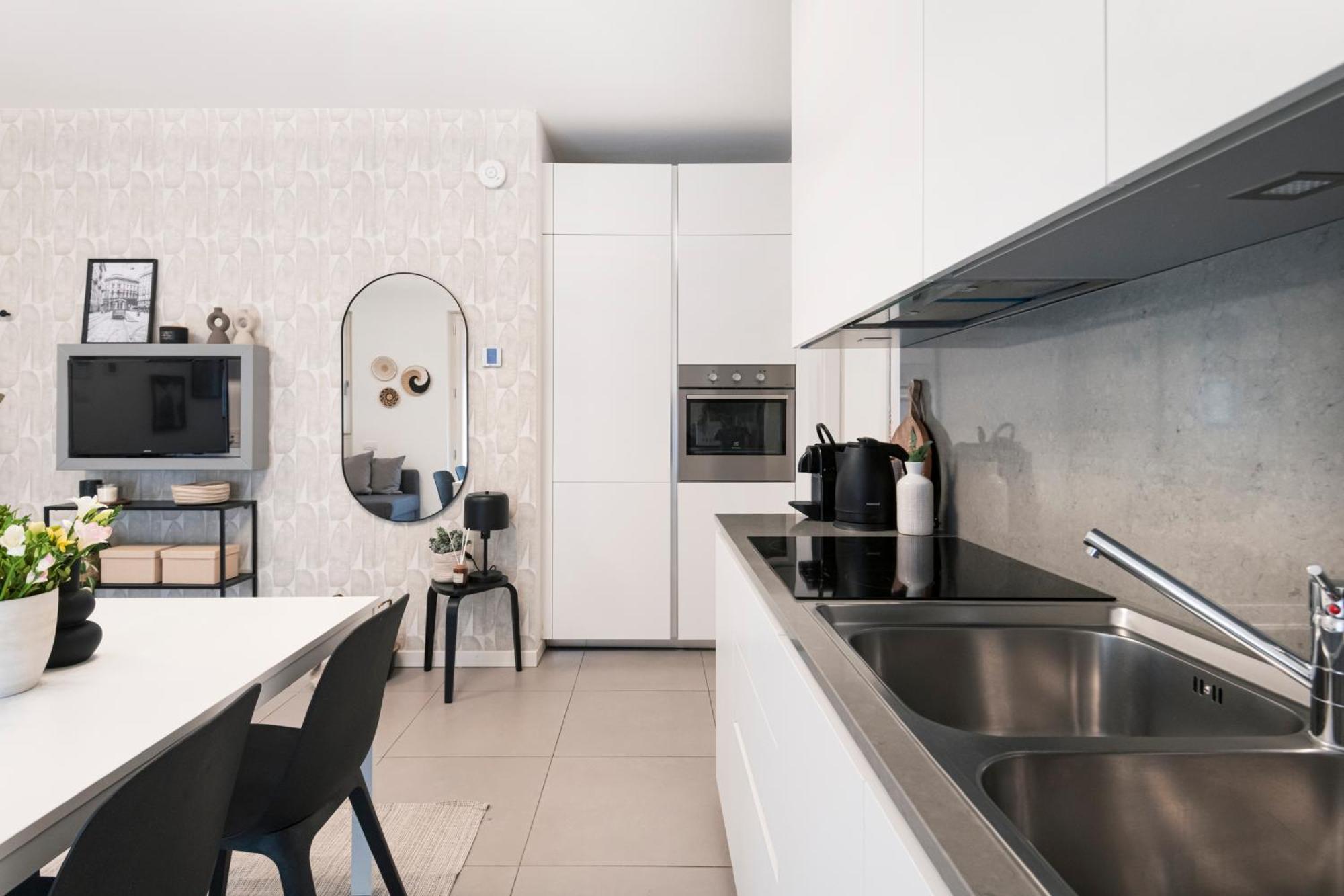 Luxury In Moscova * Milan