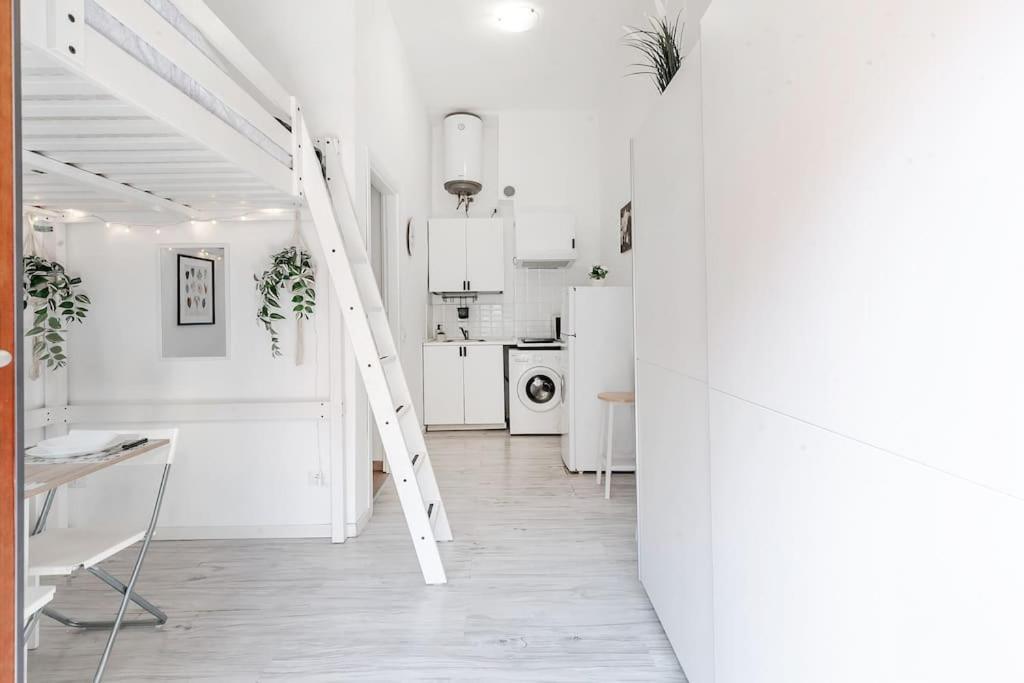 Whitenest - Loft With A Chic Vibe Apartment Milan