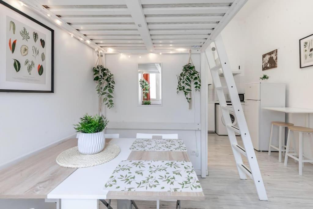 Whitenest - Loft With A Chic Vibe *