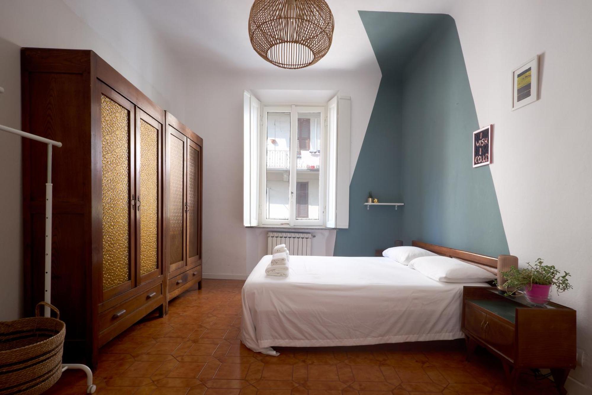 Timeless Noee - Milan
