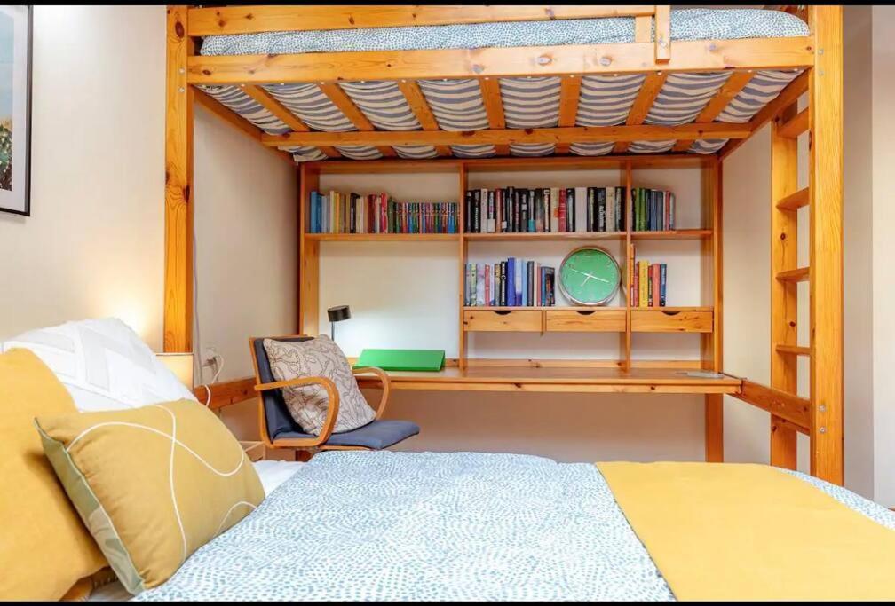 - M3 Sondrio, Duomo 10 Minuti Apartment Milan