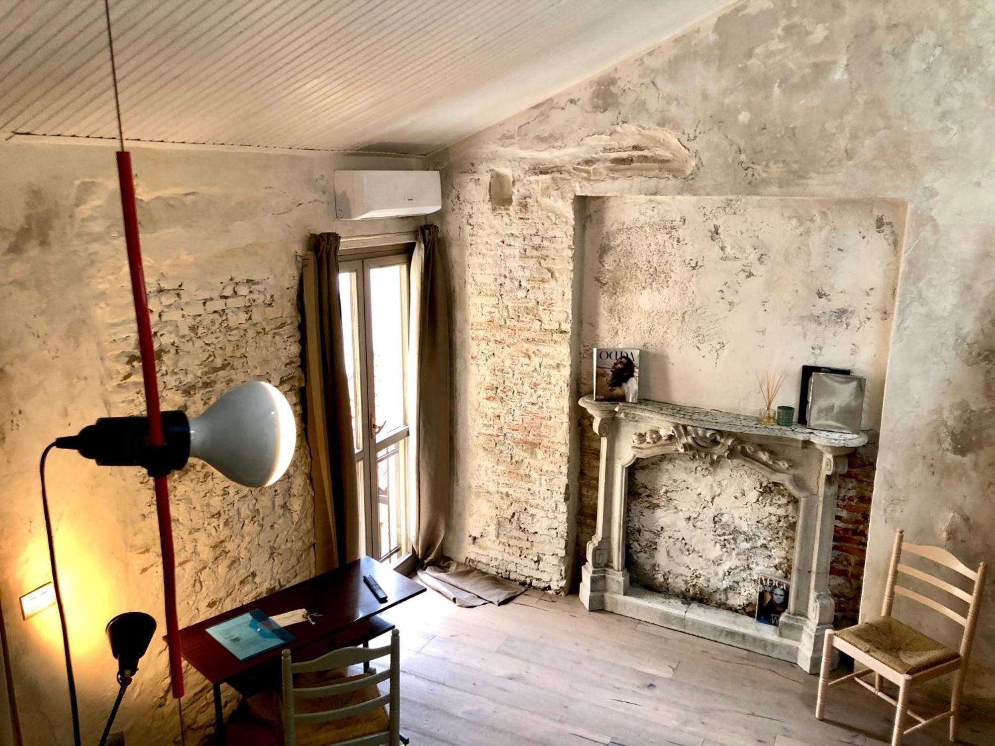 Charming And Design Attic Loft In Coolest Area Navigli Ticinese Apartamento Milão