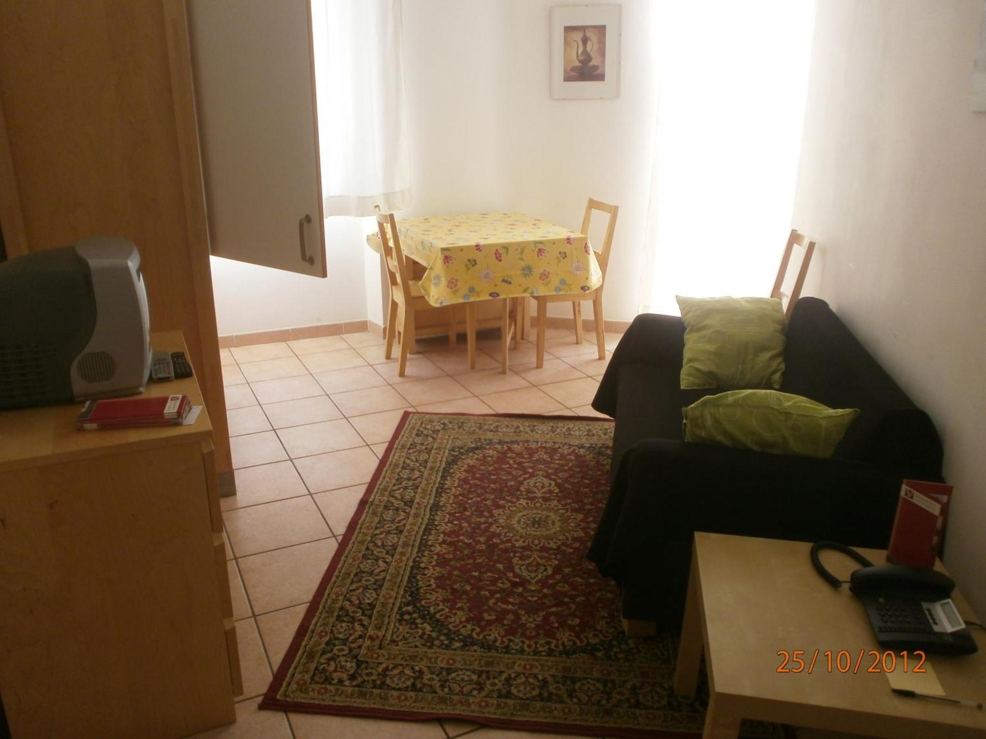 Victoria Aparthotel 2*