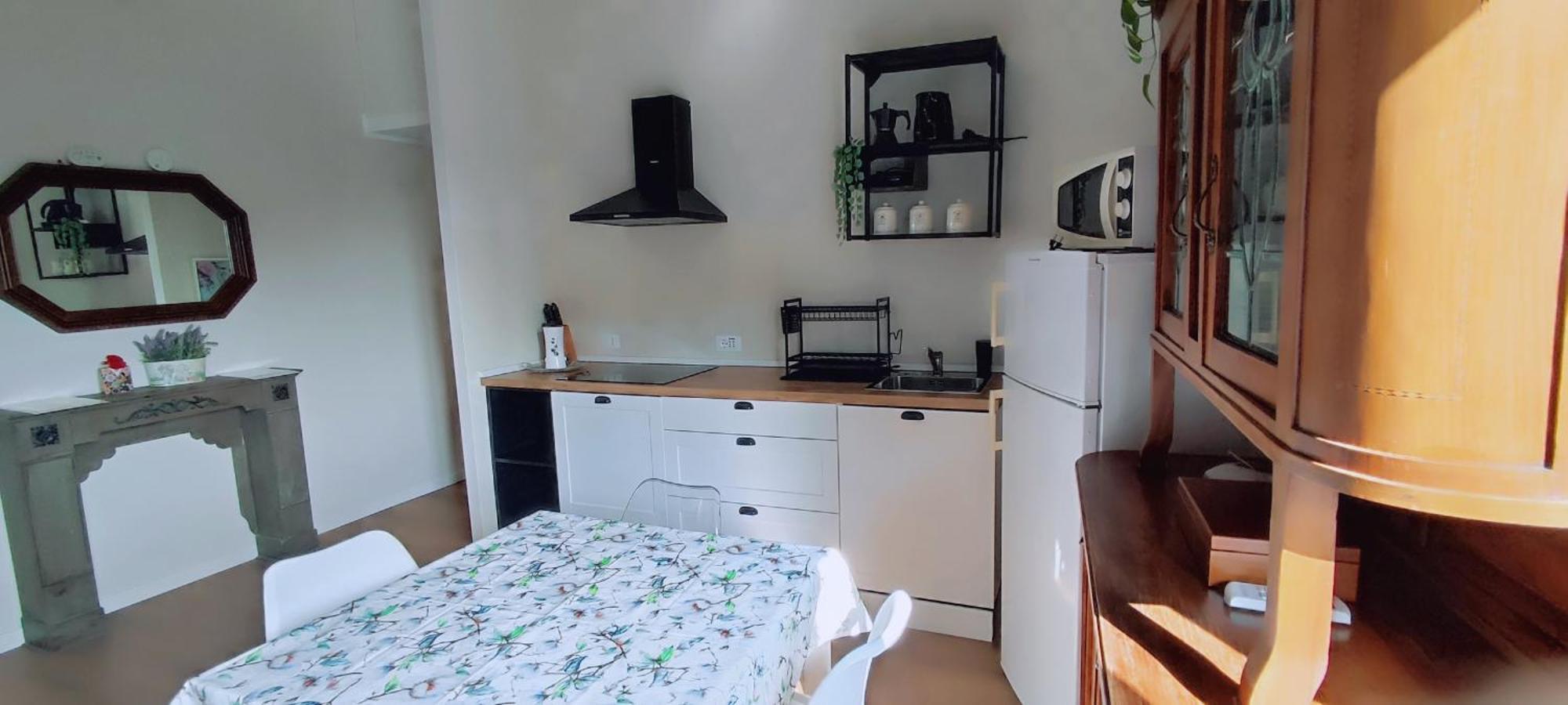 2 Bedroom Gem Near Milano Centrale Fast Wi Fi Kademy House Apartment Milan