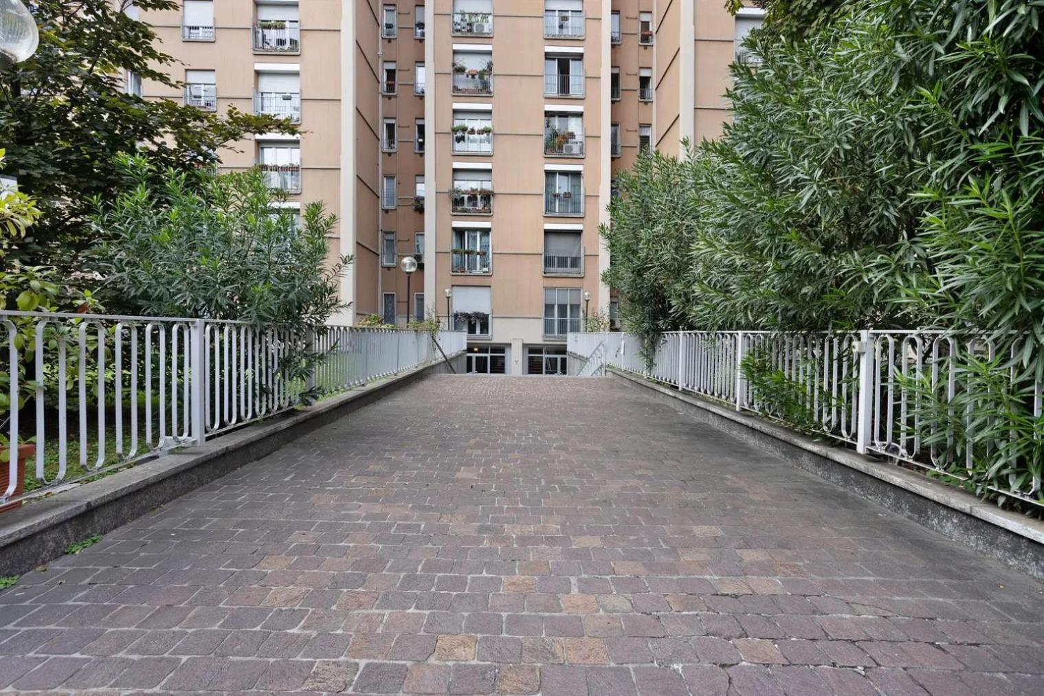 Cadolini - Secured Parking! - Duomo In 20 Min - Quiteness And Garden Appartamento