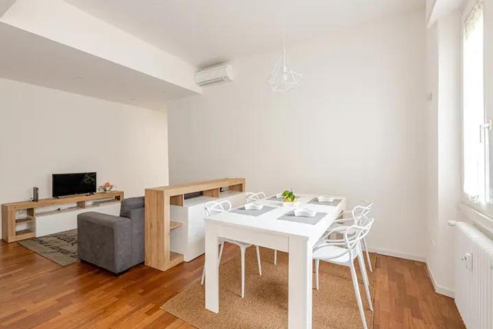 Like At - Close To Metro, Stadio San Siro, Duomo, Con Parcheggio Privato Milan