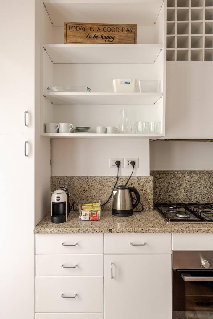 Apartment Like At - Vicino M1 Rossa, Duomo, Con Parcheggio Privato