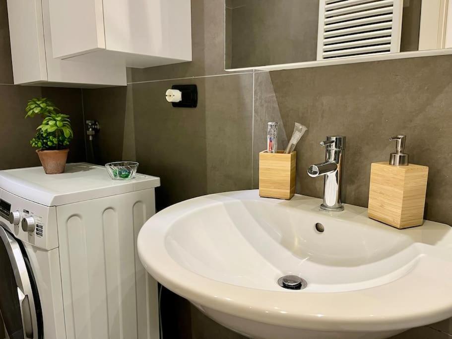 - Relax Con Terrazzo Apartamento Milão
