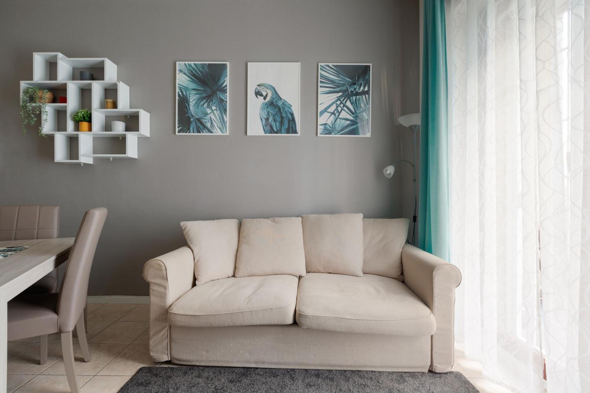 M1 Gambara Balcony Apartment Milan