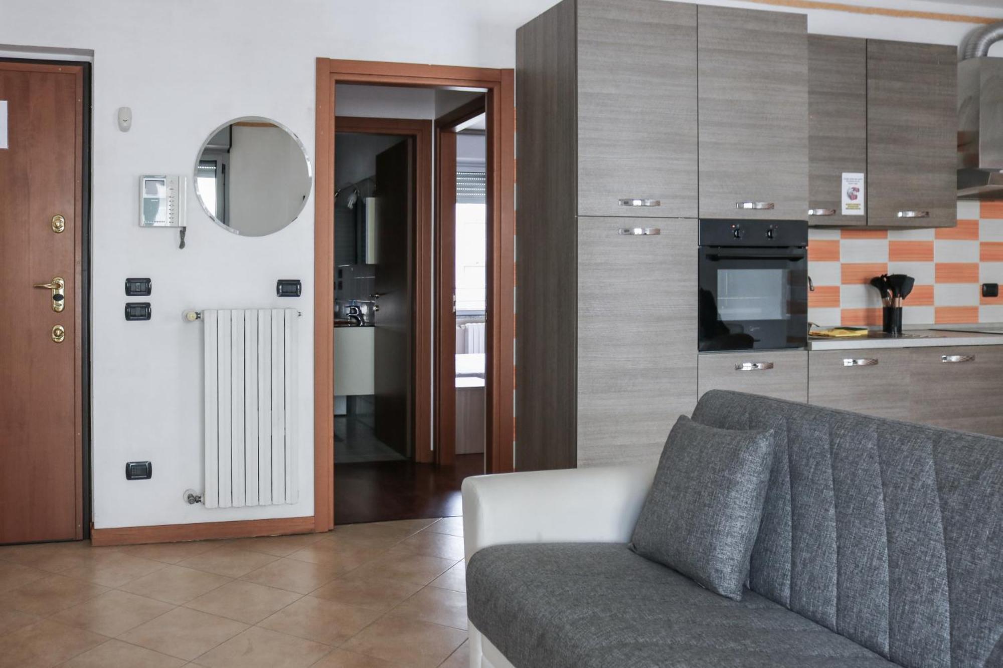 Urban Balcony Hideaway - 3 People Apartamento Milão