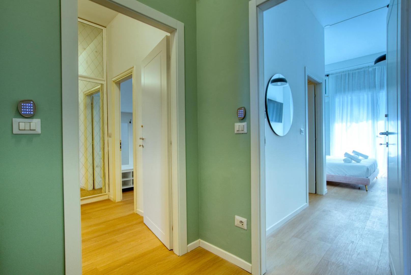 Italianflat - Elegant With Balcony In Navigli Guest house