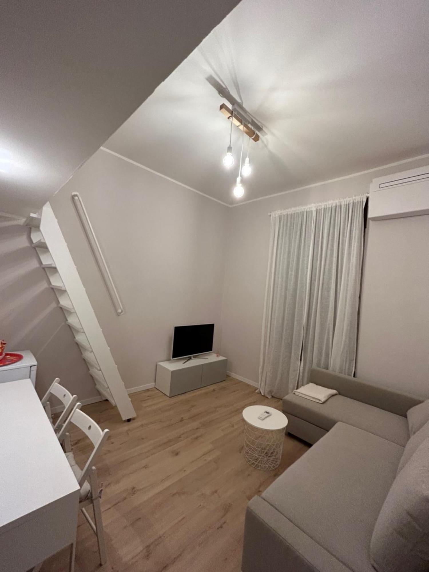 Apartment Near Bocconi