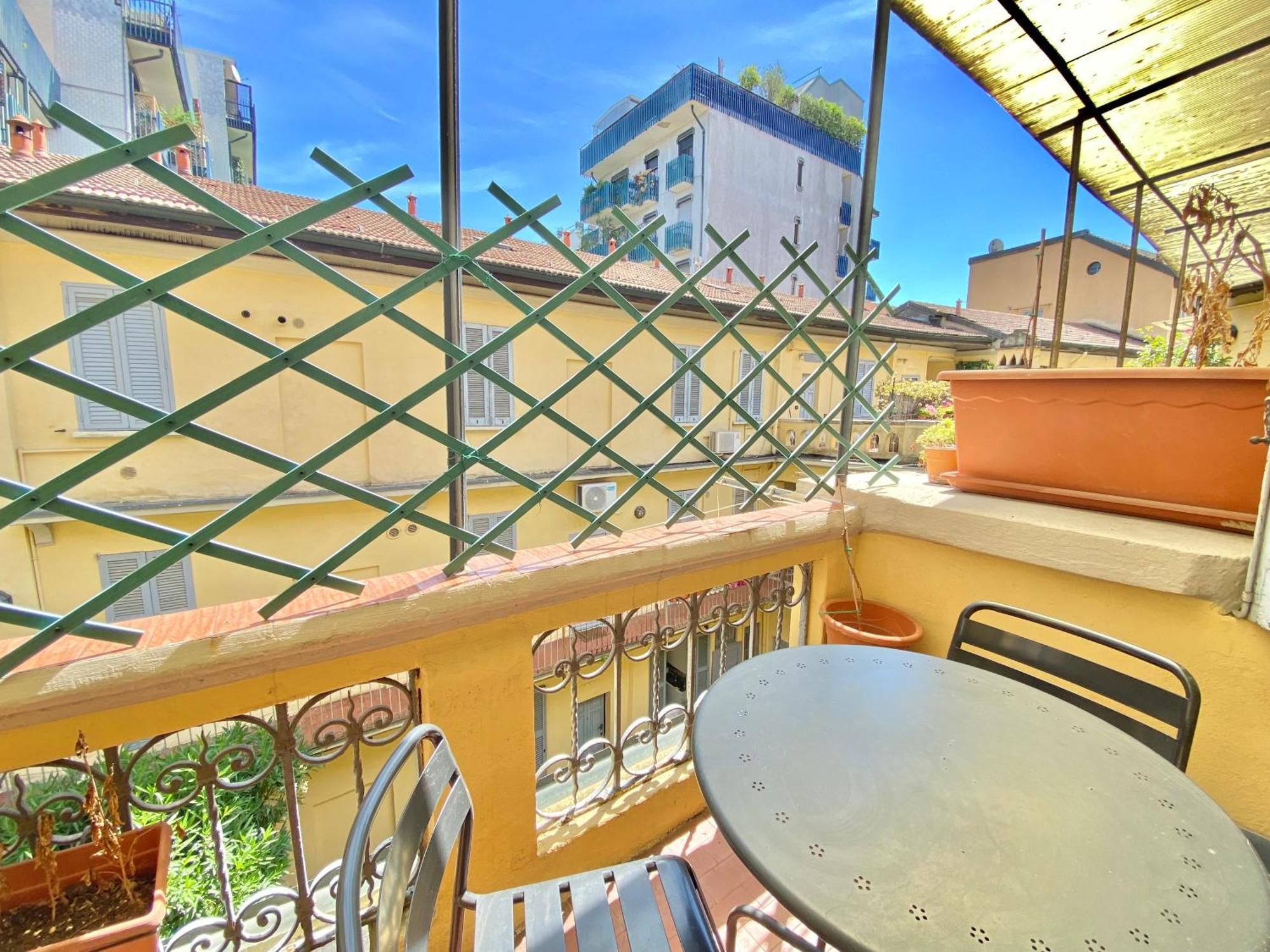 Apartment In Coorte Di Prestigio, Tra Centro, City Life E Metropolitana A Due Passi